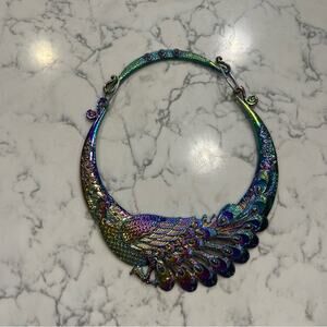 NWOT Retro Vintage Style Iridescent Rainbow Peacock Necklace